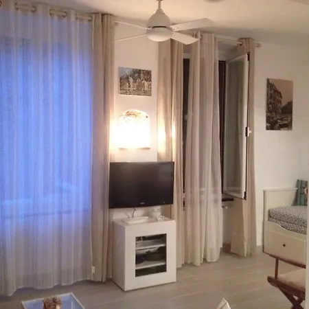Apartment Civico 3 *