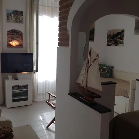 Apartment Civico 3 *
