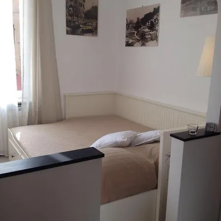 Civico 3 Apartment *